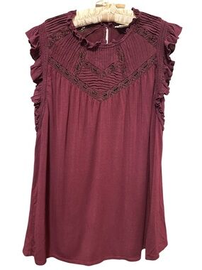 Good Hart Sleeveless Lace Yoke Ruffle Blouse in Burgundy SZ M
